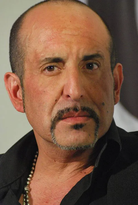 Alejandro Fiore — foto 2